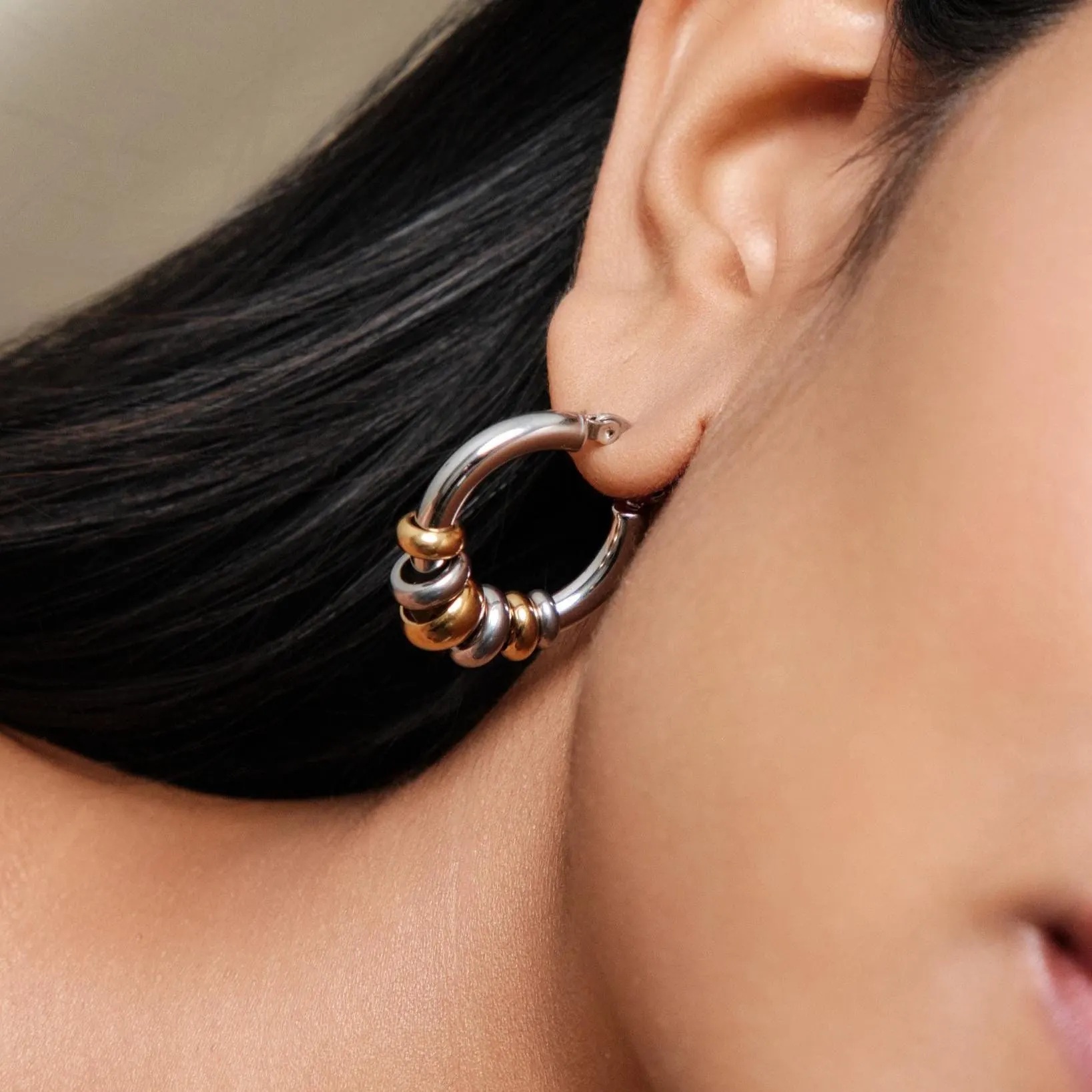 ELENYS Essence Hoops Dual – styling náušnic